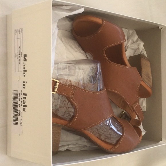 Sundance Peeptoe Sandal New in Box - Picture 4 of 12